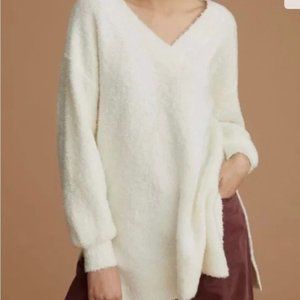 Anthropologie Pilcro Teddy V-Neck Oversized White Wool Blend Sweater.
